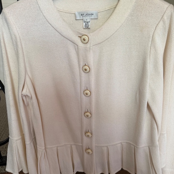 St. John Medium 2-Pc Cream Suit - Picture 2 of 5